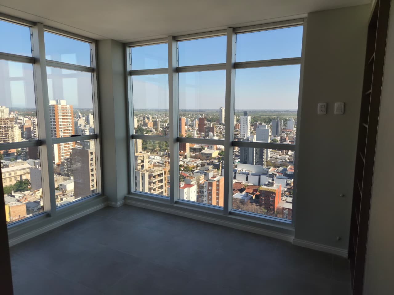 Boulevard Pellegrini 2745 - Piso 20