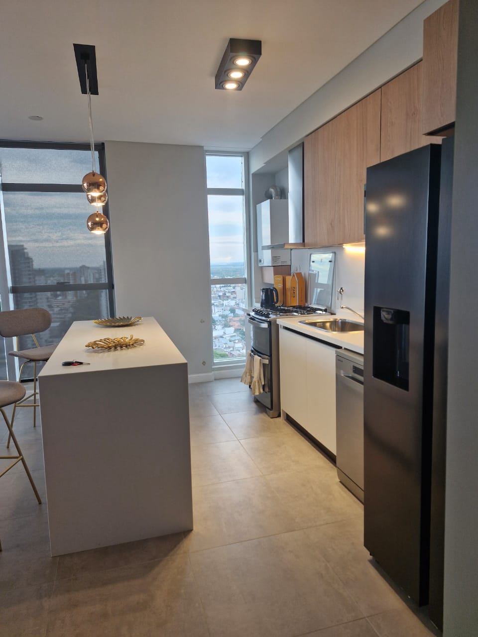 Boulevard Pellegrini 2745 - Piso 20