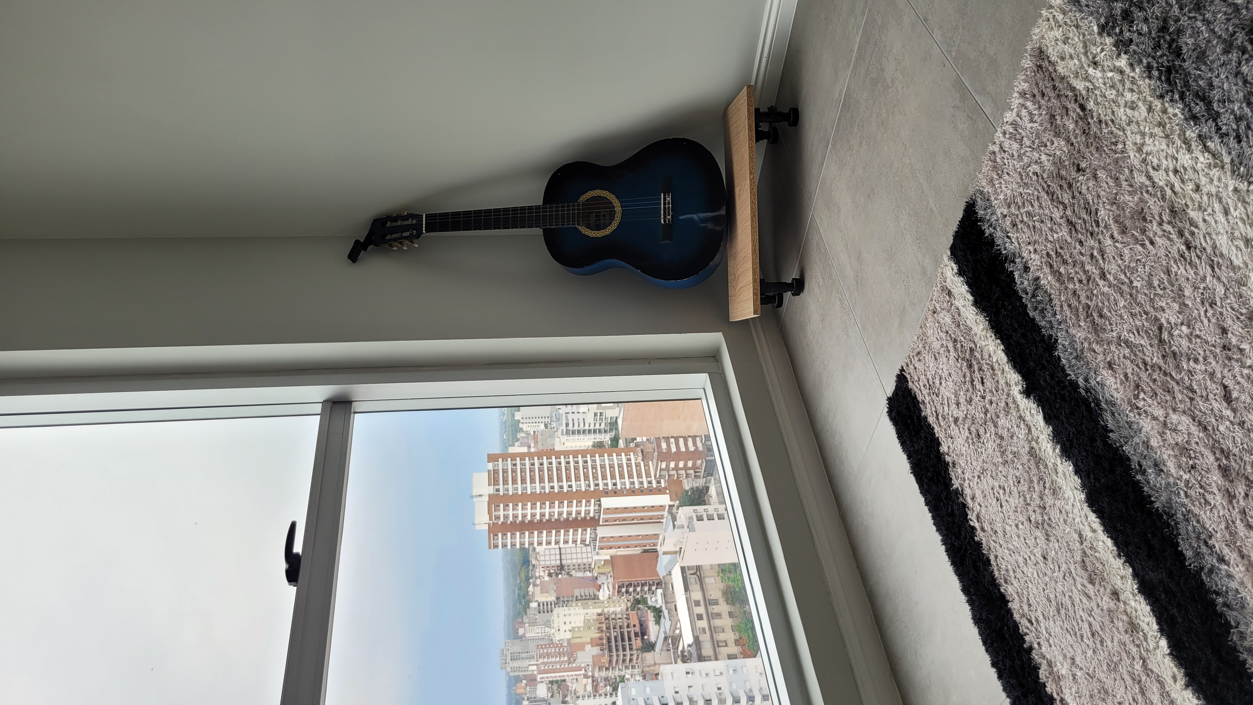 Boulevard Pellegrini 2745 - Piso 20