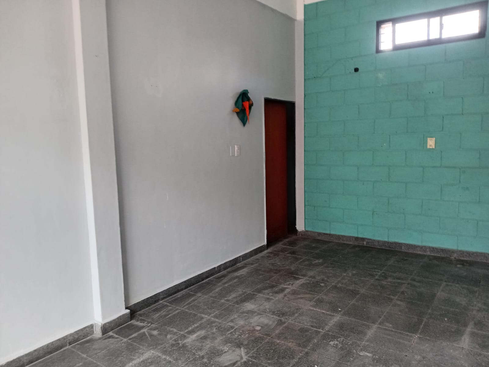 Padre Genesio 2521 - Local