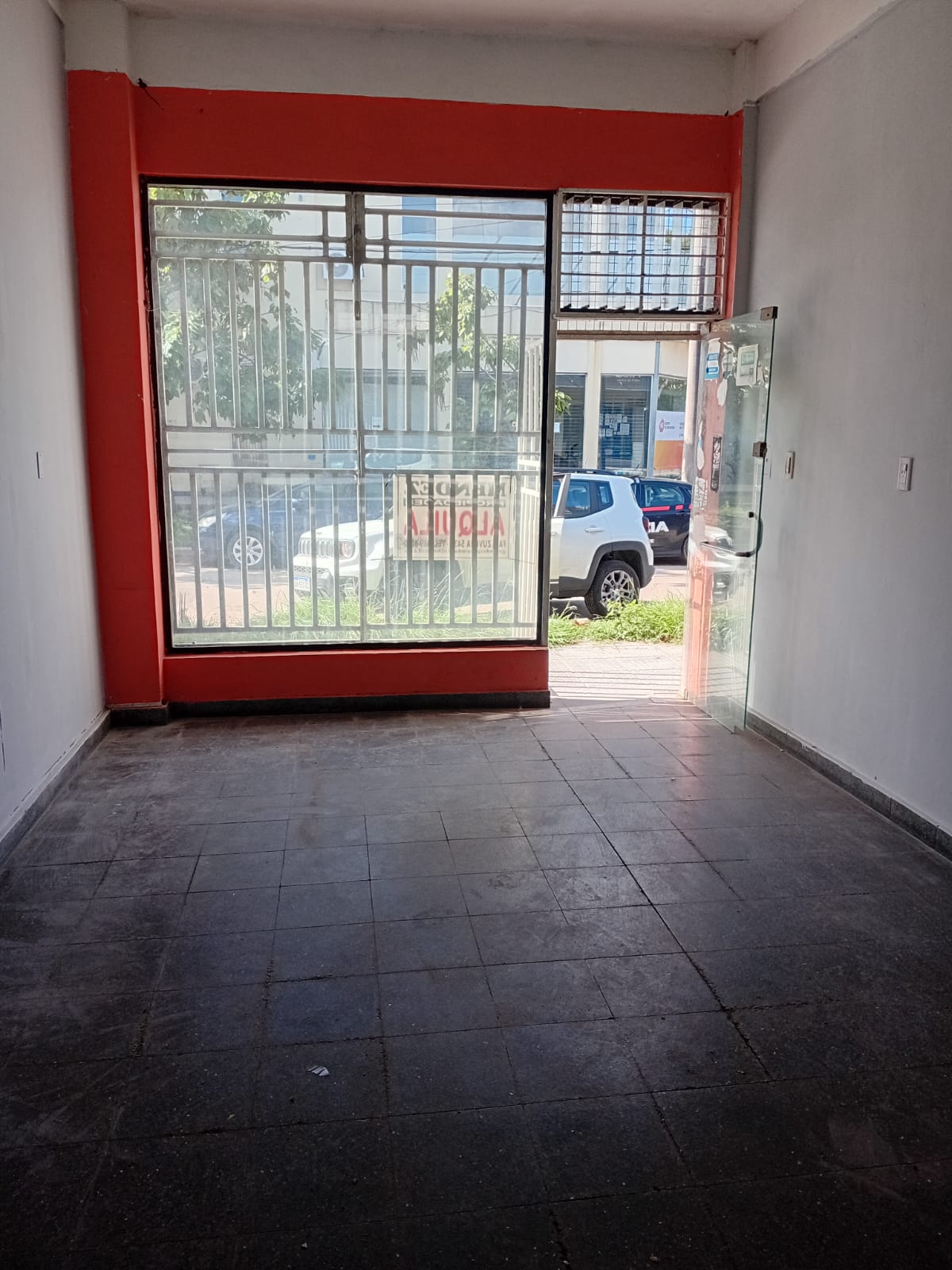Padre Genesio 2521 - Local